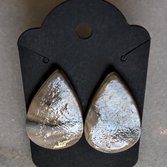 Teardrop Stud Earrings with Granite Design - Picture 3 of 10